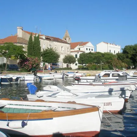 Kala By Interhome סבטי פיליפ אי ג'קוב